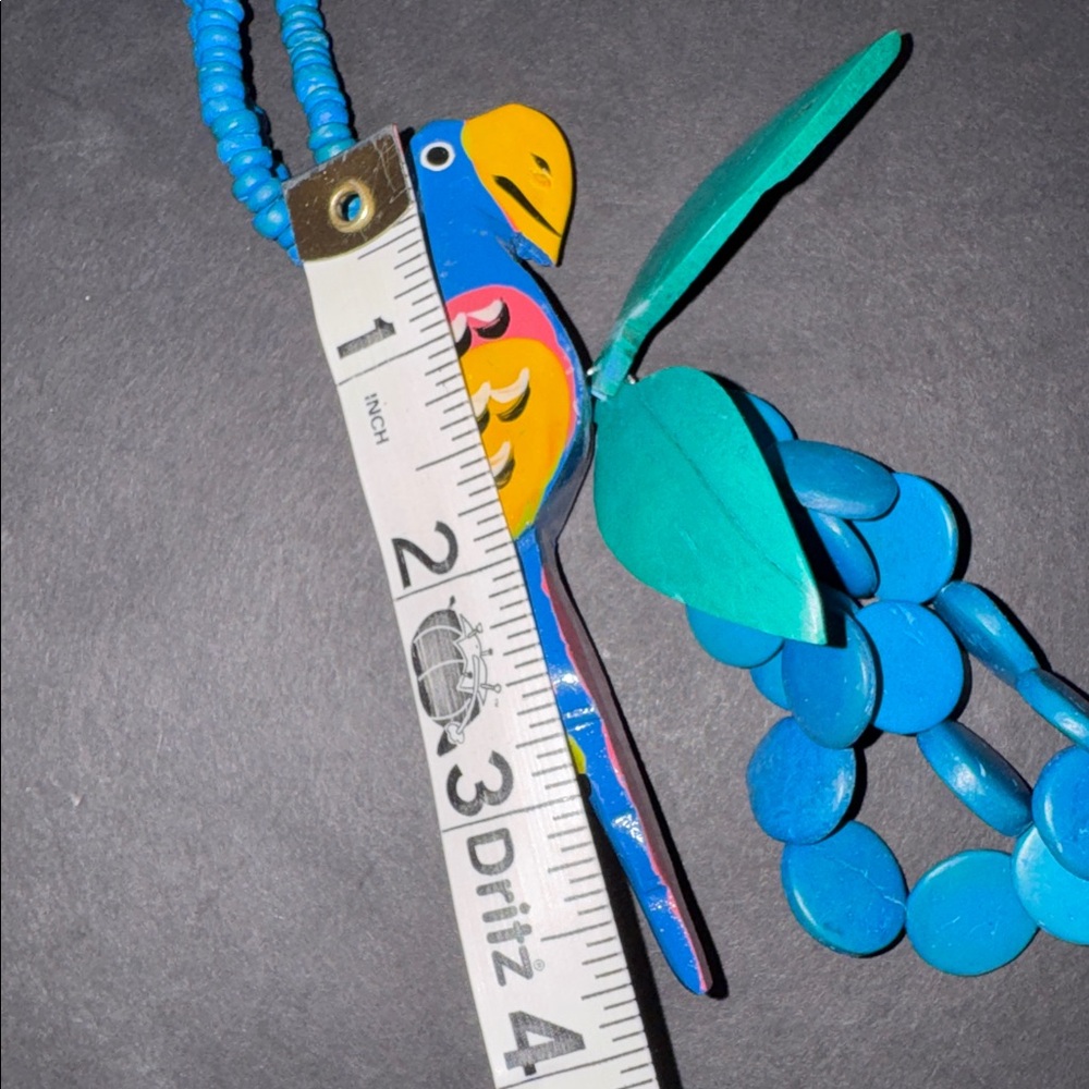 Vintage Parrot Wooden Beaded Necklace - Picture 7 of 12
